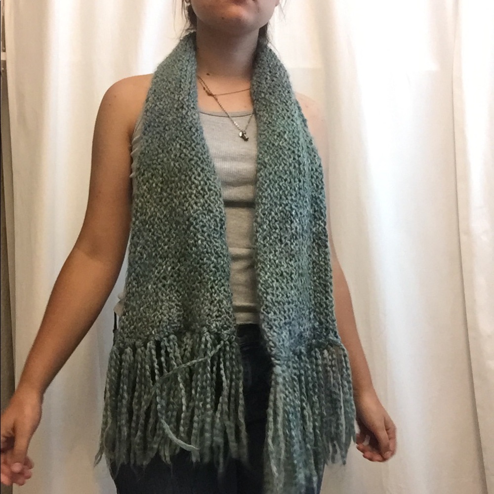 Knit scarf
